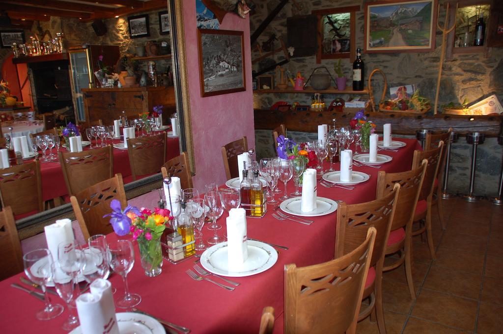 Casa Rural Restaurant Borda Patxeta Canillo Exterior photo