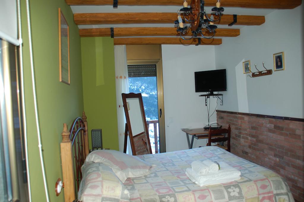 Casa Rural Restaurant Borda Patxeta Canillo Room photo
